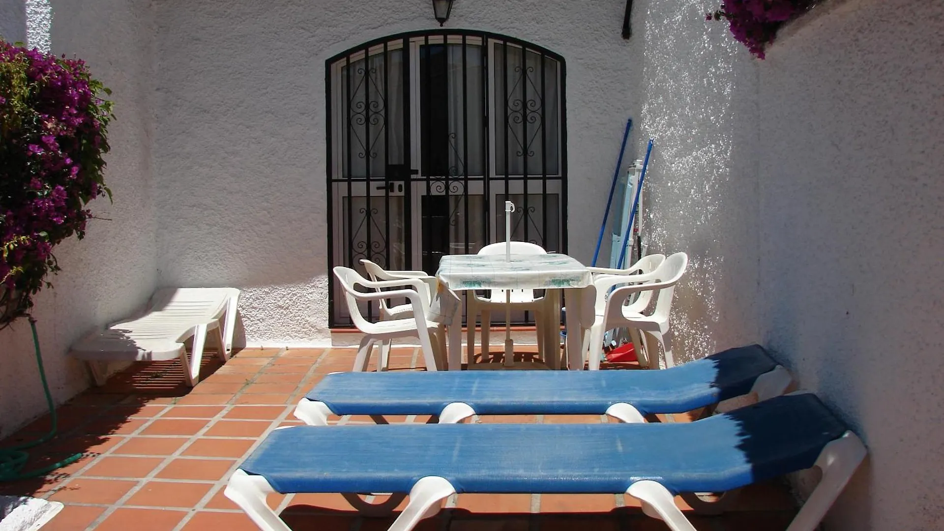 Pinos 11 Menyber Apartment Nerja